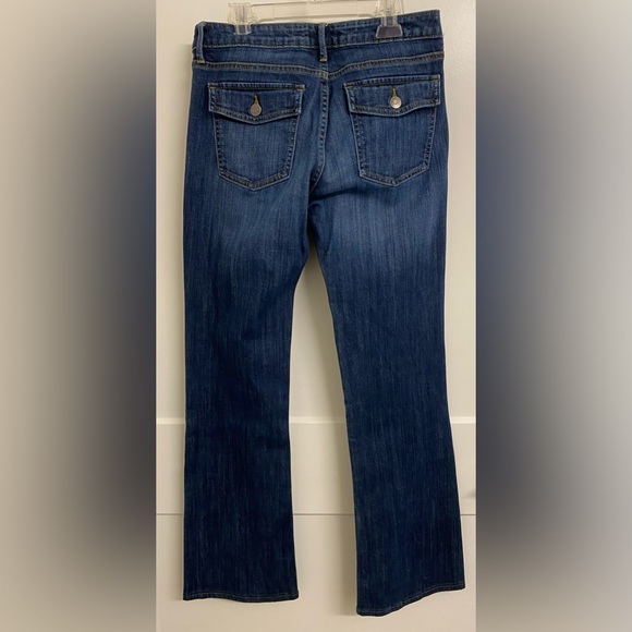 Banana Republic - BootCut-Rear Flap Pocket-Dark Washed- Mid Rise Jeans - Size 4 - Picture 2 of 4